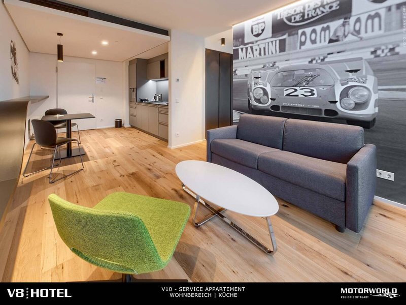 V8 HOTEL Motorworld Region Stuttgart 39