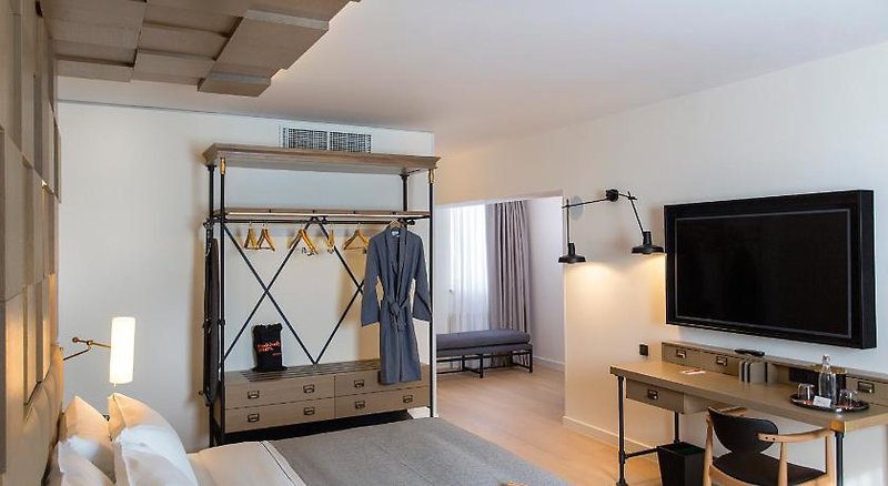 Canopy by Hilton Zagreb - City Centre  8