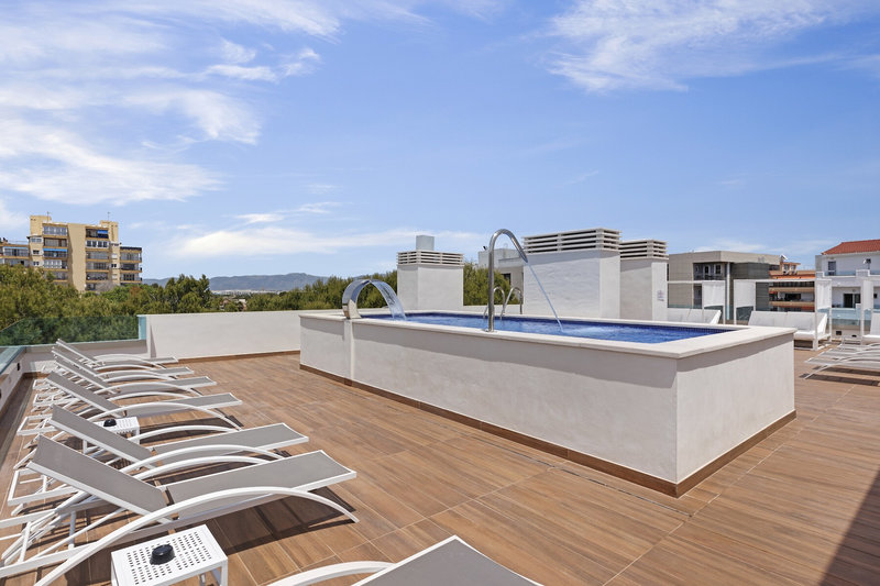 Metropolitan Playa JUKA Aparthotel 6