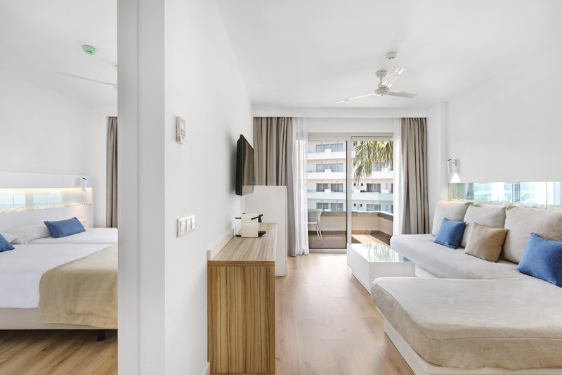 Metropolitan Playa JUKA Aparthotel 13