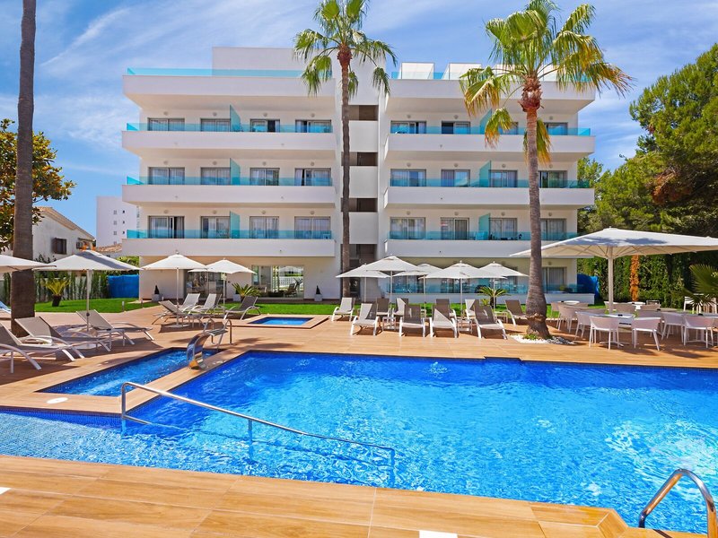 Metropolitan Playa JUKA Aparthotel