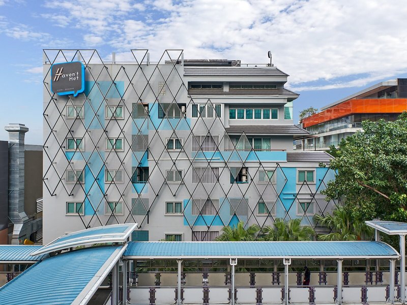 Havent Met Hotel Silom