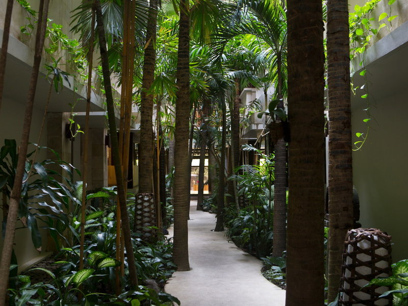 Ubud Village Hotel 4