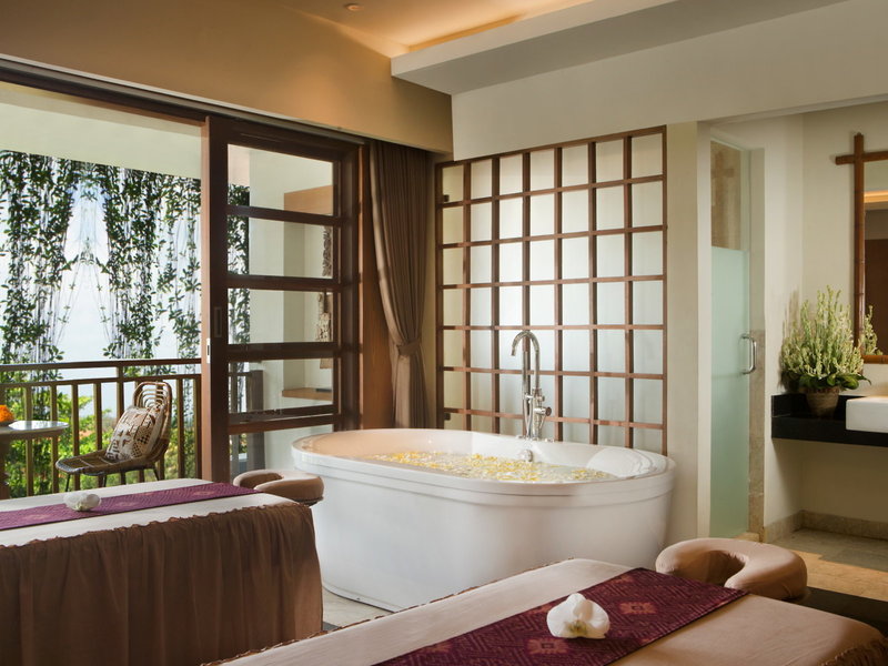 Ubud Village Hotel 10