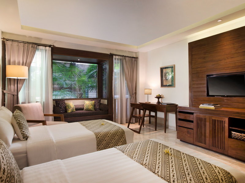 Ubud Village Hotel 15