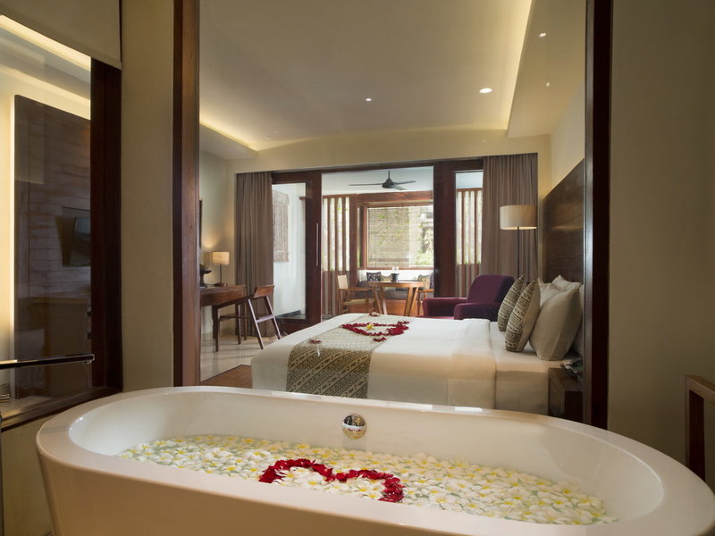 Ubud Village Hotel 16