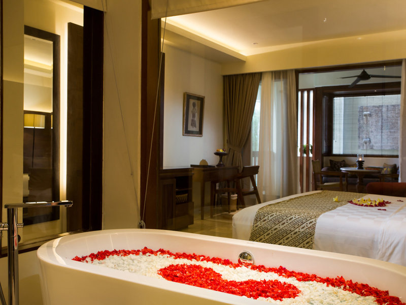 Ubud Village Hotel 17