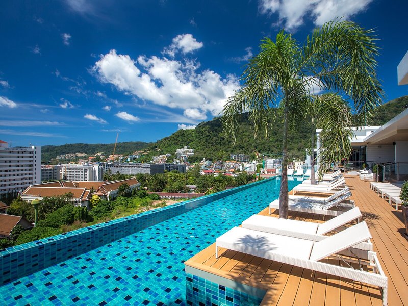 The Marina Phuket Hotel 9