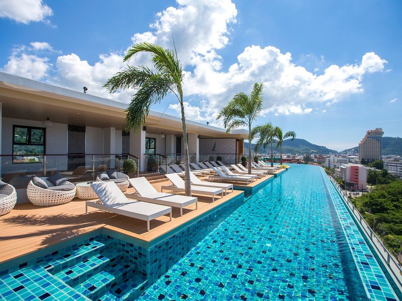 The Marina Phuket Hotel 18