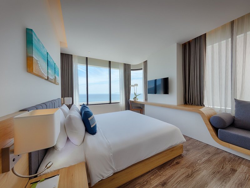 Belle Maison Parosand Danang Hotel 39