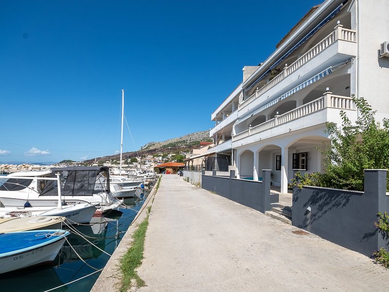 Apartments Duje 3 - Landscape