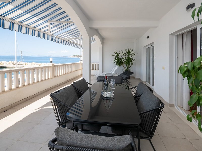 Apartments Duje 12 - Restaurant