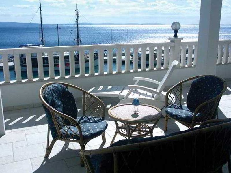 Apartments Duje 13 - Restaurant