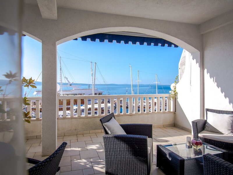 Apartments Duje 20 - Room Example