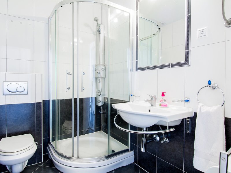 Apartments Duje 35 - Bathroom Example