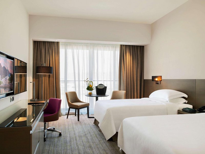 Novotel Muscat 33
