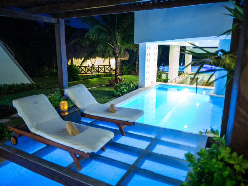 Bluebay Grand Esmeralda 21