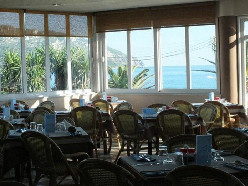 Belle Helene Beach 17