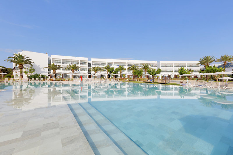 Grand Palladium Palace Ibiza Resort & Spa 1