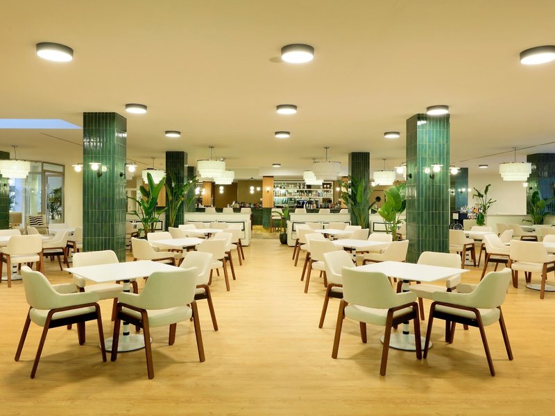 Grand Palladium Select Palace Ibiza 46