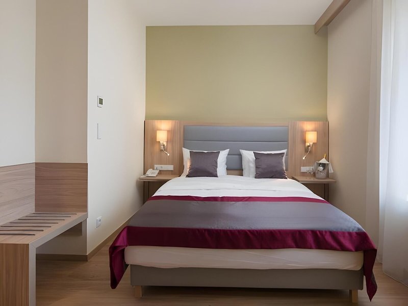 Akeah Verdi Budapest 27 - Room Example