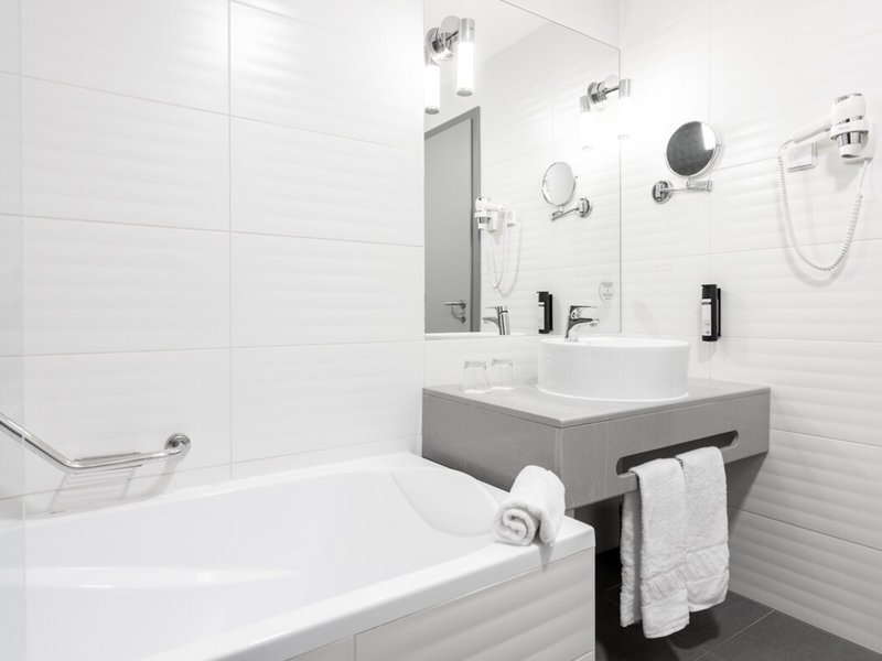 Akeah Verdi Budapest 39 - Bathroom Example