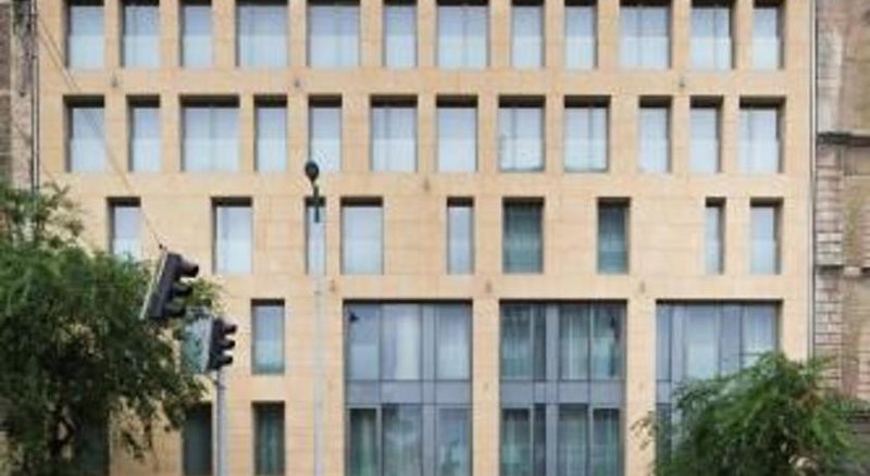 Akeah Verdi Budapest