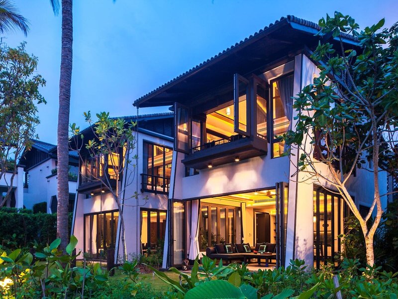 Baba Beach Club Phuket 4