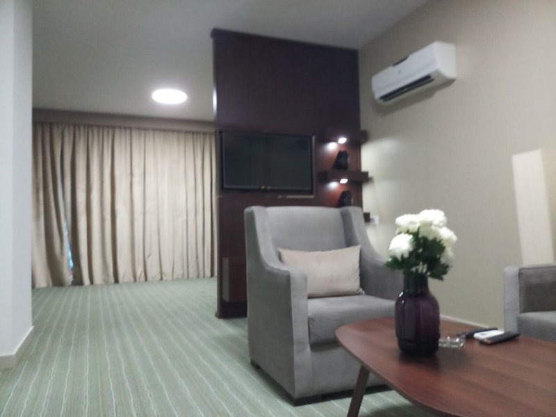 Al Dyafa Hotel Suites 47