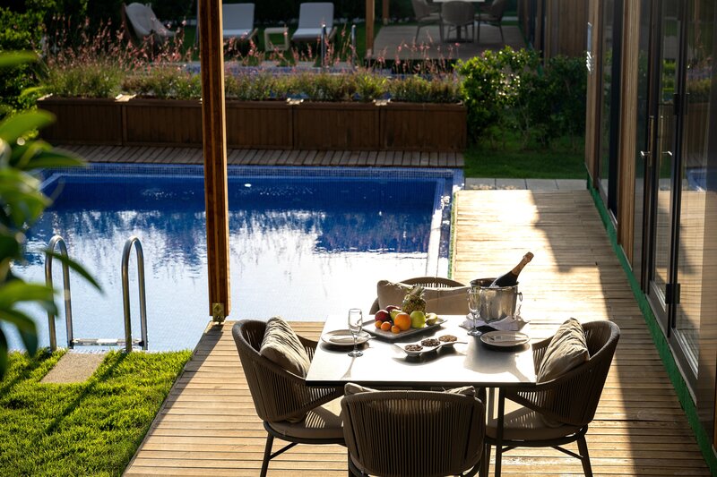 Lago Hotel 69
