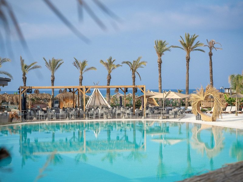 Lago Hotel 9