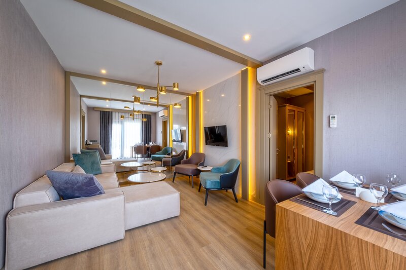 Lago Hotel 8