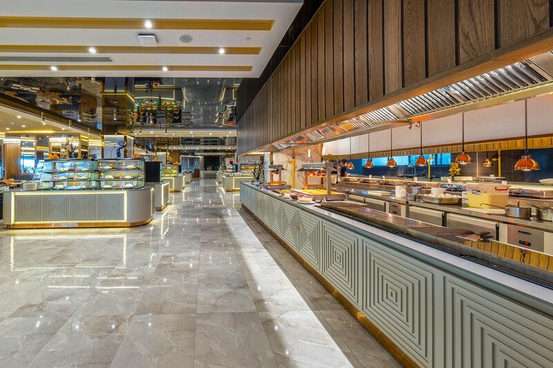 Lago Hotel 57