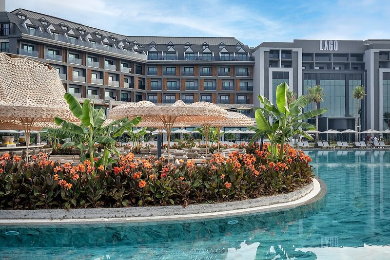 Lago Hotel 6