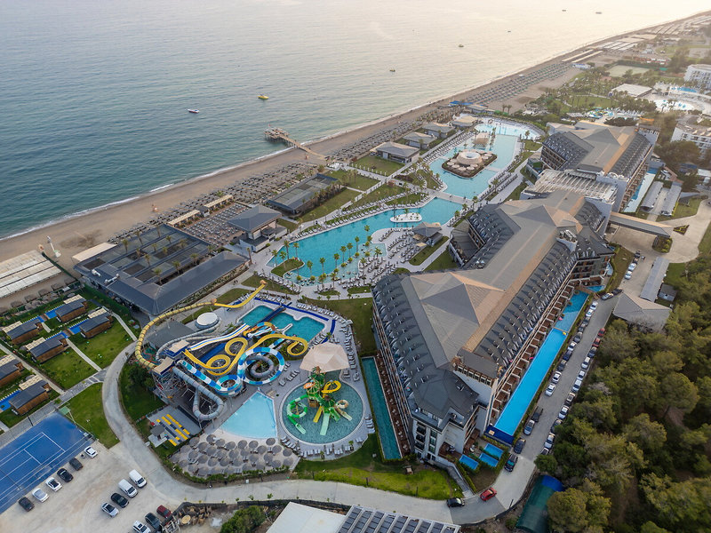 Lago Hotel 6