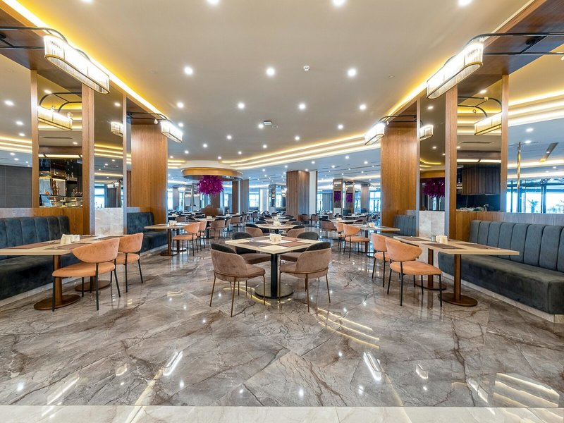 Lago Hotel 11