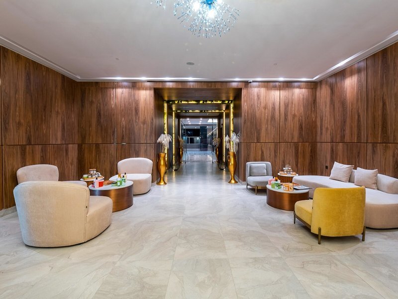 Lago Hotel 22