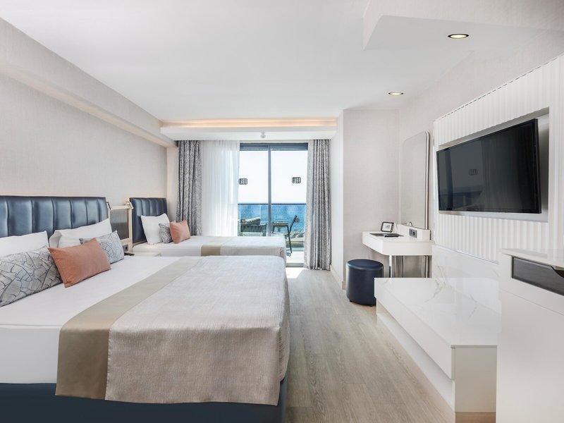 Lago Hotel 42