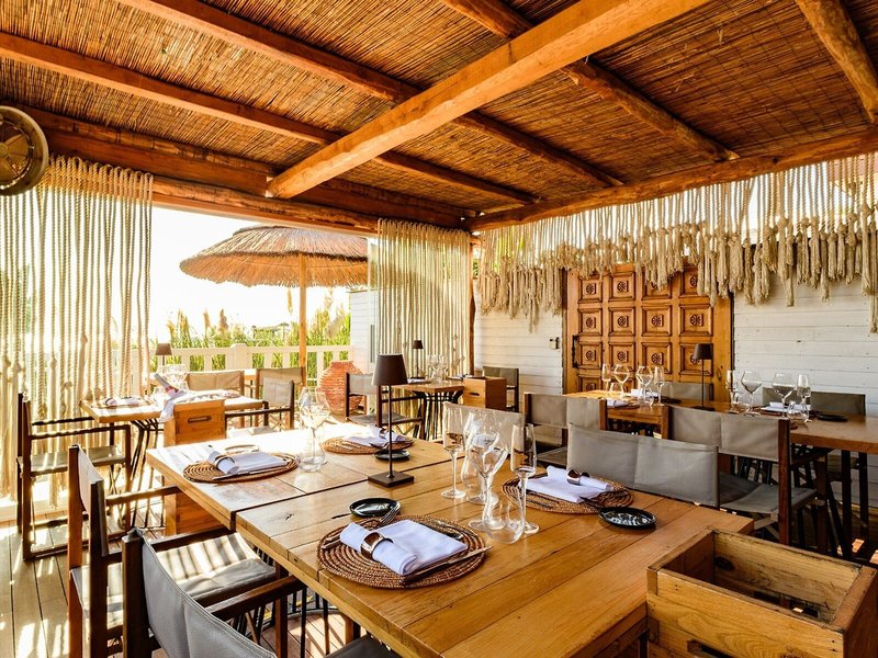 Cumeja Beach Club & Hotel 22 - Restaurant