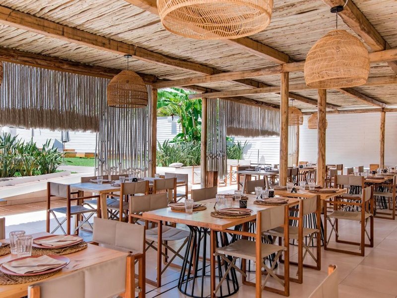 Cumeja Beach Club & Hotel 27 - Restaurant
