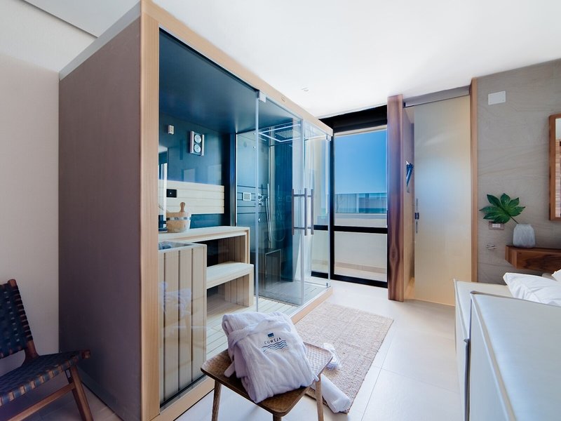 Cumeja Beach Club & Hotel 33 - Room Example