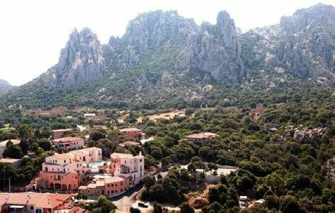 Hotel Arathena 7