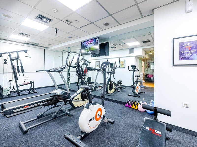 Polis Grand 11 - Sports and leisure