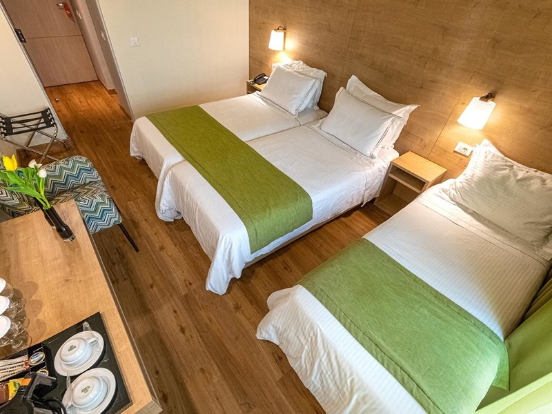 Polis Grand 14 - Room Example