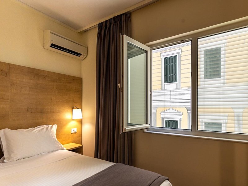 Polis Grand 24 - Room Example