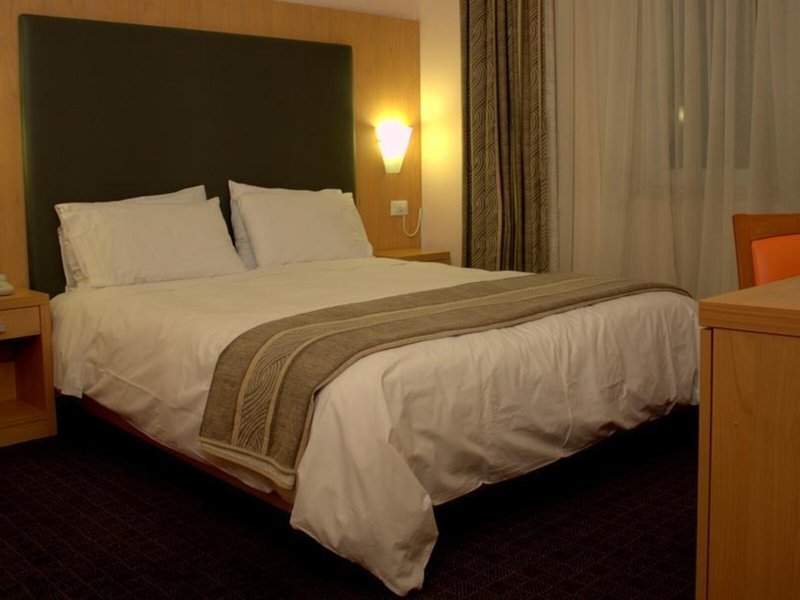 Polis Grand 34 - Room Example