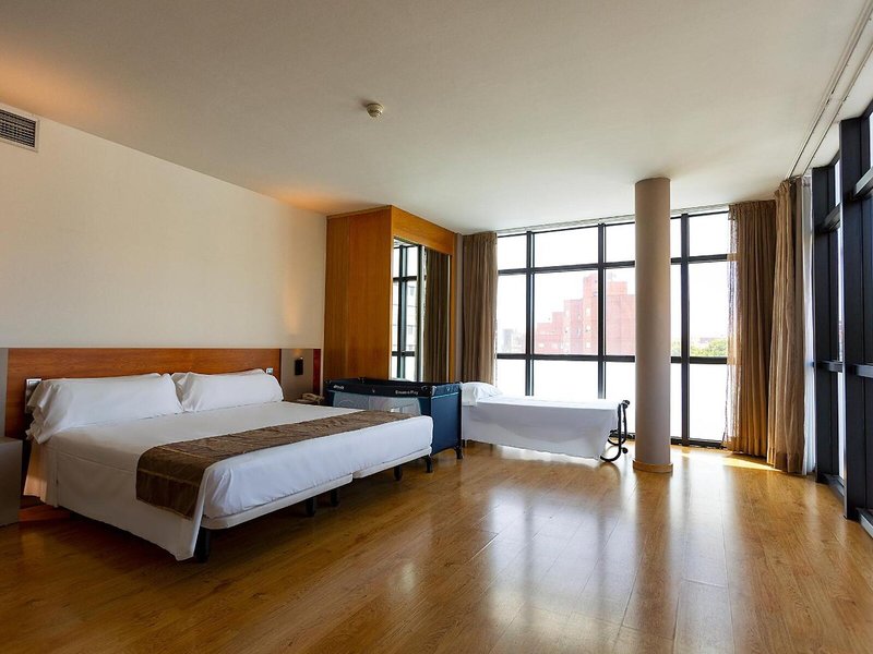 Tryp Indalo 35