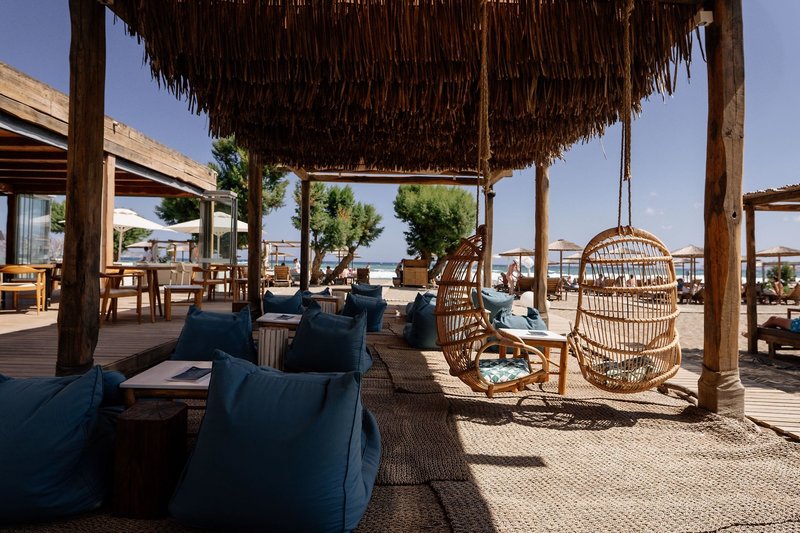 Paralos Lifestyle Beach 18