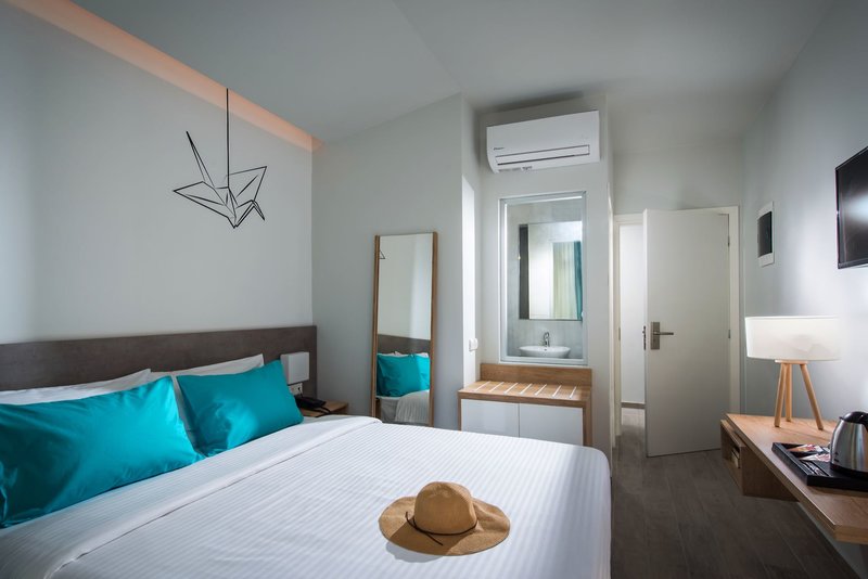 Paralos Lifestyle Beach 38