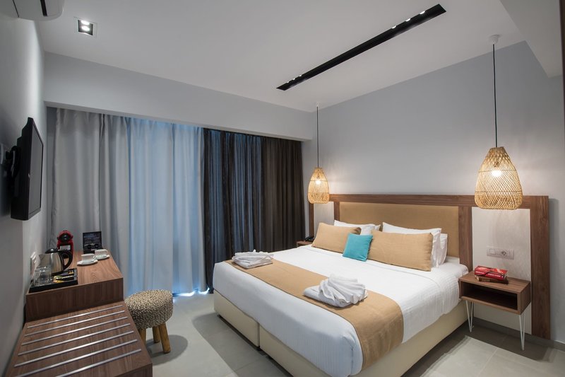 Paralos Lifestyle Beach 43
